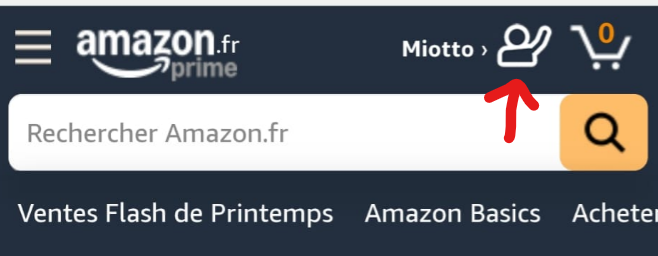 <i>Un exemple concret sur le site d’Amazon en version mobile. Une icône animée représentant un utilisateur fait un geste de la main pour signaler la section “Mon compte”.</i> Image